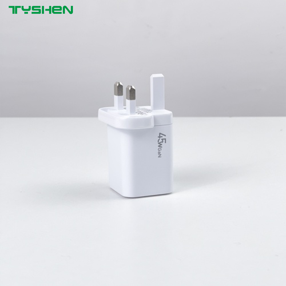 45W PD GaN Fast Charger PD65W/ 65W A+C/ 65W2C Foldable US Plug Travel Charger OEM