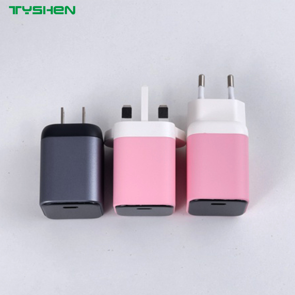 45W TFT Display Charger with USB C Fast Charging for Wholesale